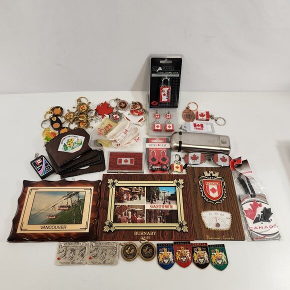 Canada Souvenir Lot Vtg Vancouver Gastown Keychain Magnet Wallets Luggage Lock + - Picture 1 of 16